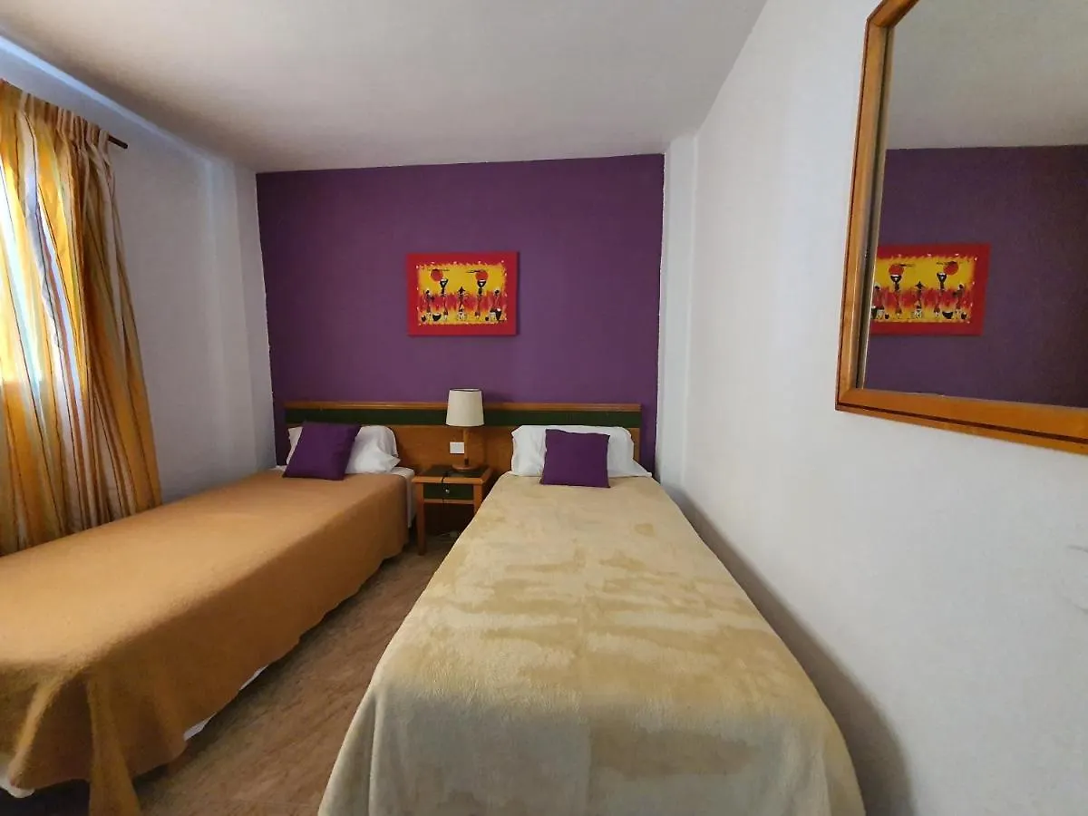 San BartoloméApt.Plaza De Hierro2.Playa Ingles.アパートメント 0*, San Bartolomé スペイン