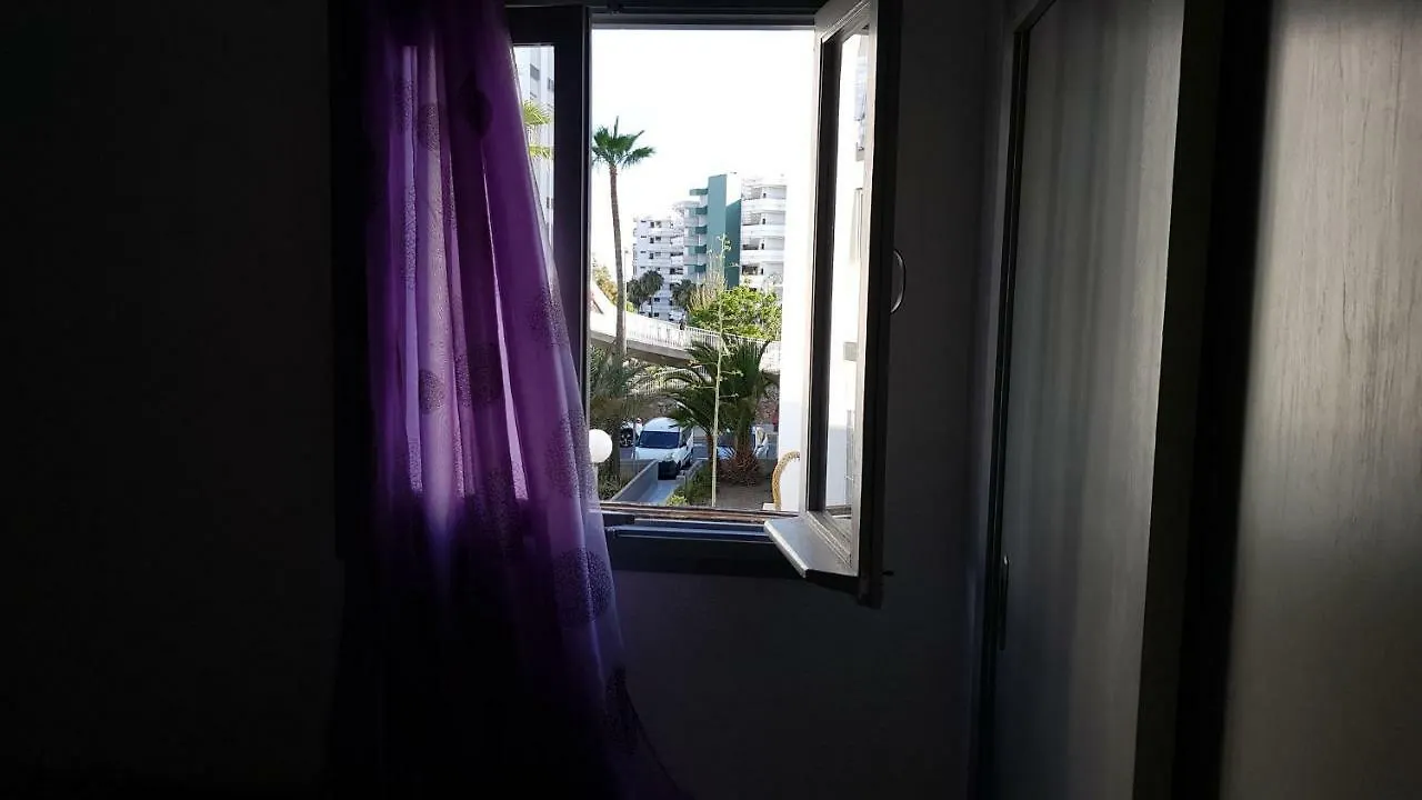 San BartoloméApt.Plaza De Hierro2.Playa Ingles.アパートメント
