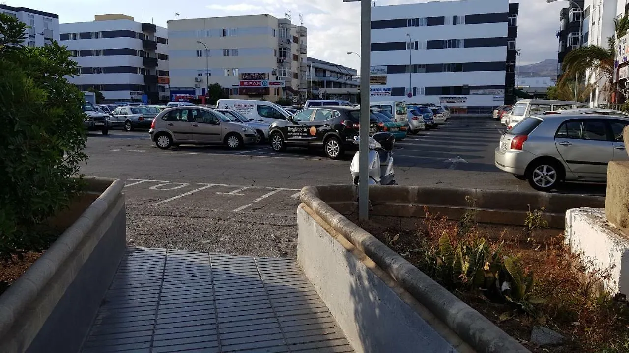 アパート San BartoloméApt.Plaza De Hierro2.Playa Ingles.アパートメント
